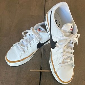 Nike Men’s Court Legacy 10.5